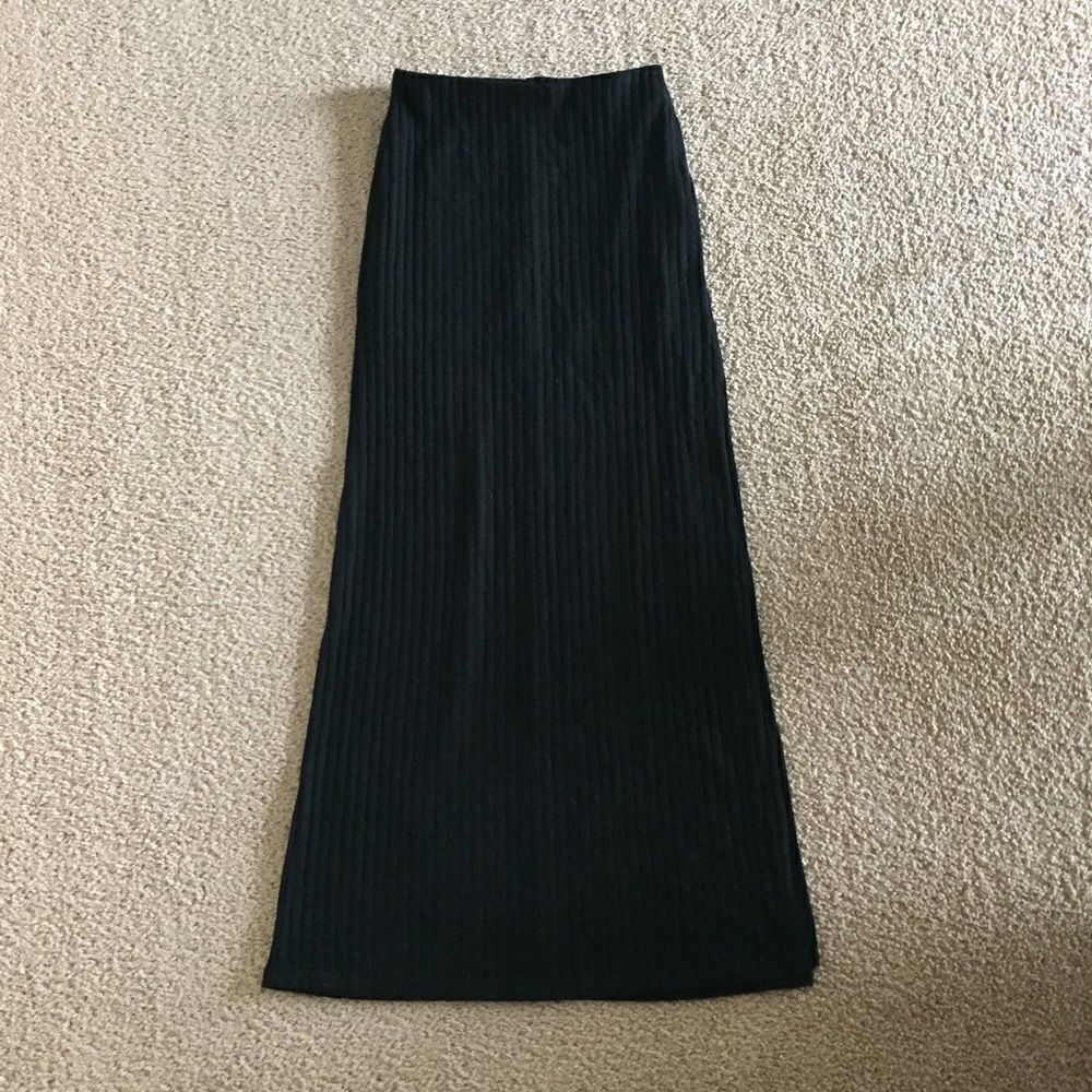 Forever 21 Ribbed Maxi Side Slit Skirt